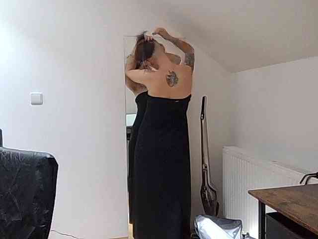 Shadow-Goddess webcam