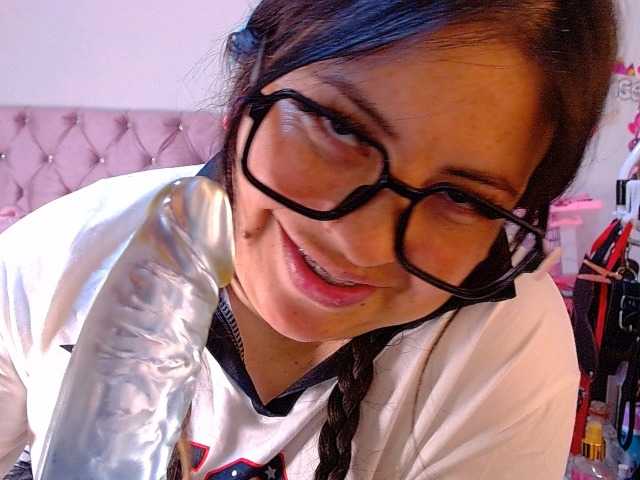 lanaqueen699 live cam on BongaCams