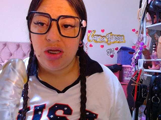 lanaqueen699 live cam on BongaCams