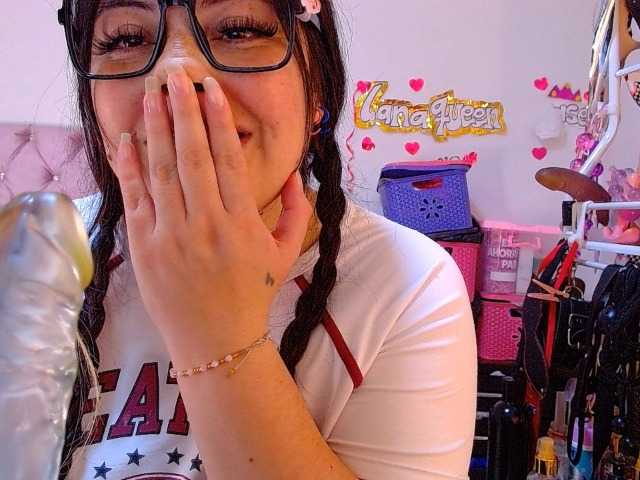 lanaqueen699 live cam on BongaCams