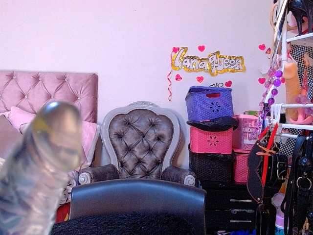 lanaqueen699 live cam on BongaCams