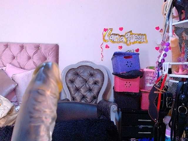 lanaqueen699 live cam on BongaCams
