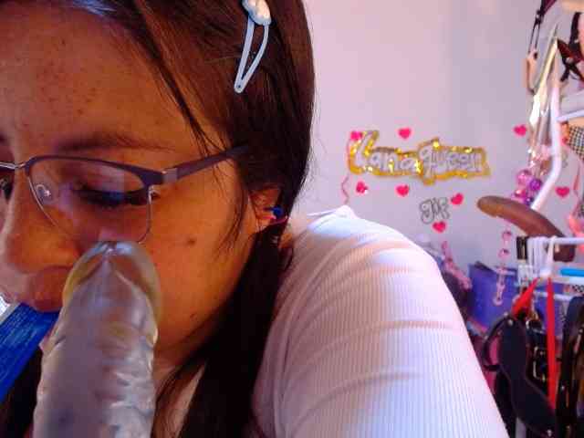 lanaqueen699 webcam