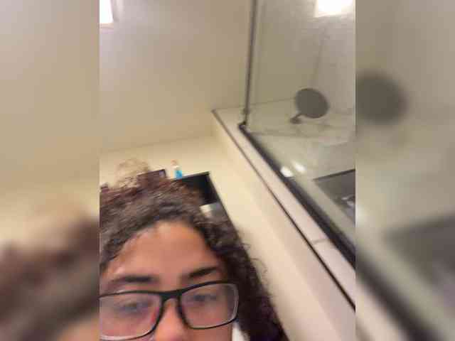 MystiqueDiva webcam