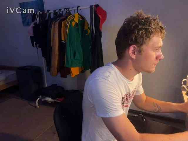 zoolserzhko99 Live Webcam on BongaCams