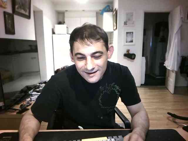 mihaimichael Live Webcam on BongaCams