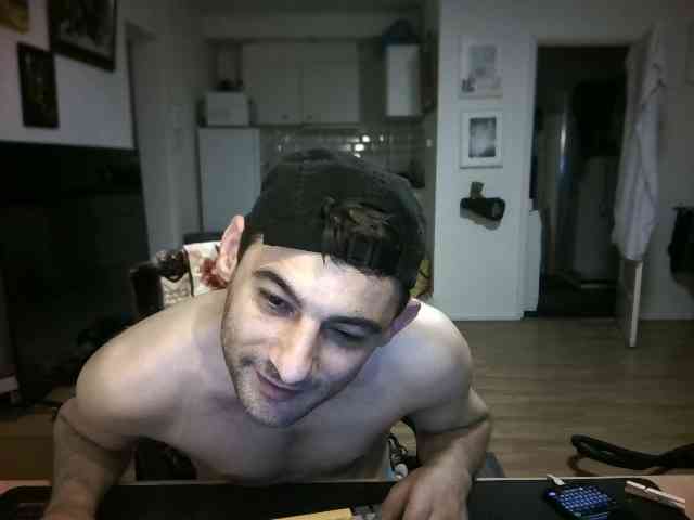 mihaimichael Live Webcam on BongaCams