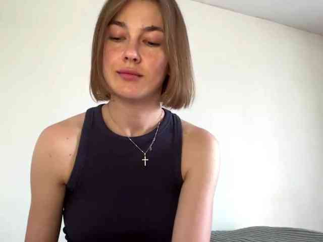 AnishaTrostle webcam