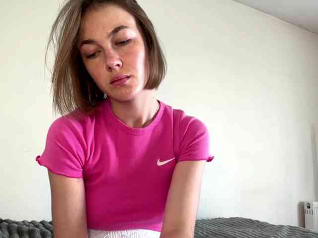 AnishaTrostle webcam