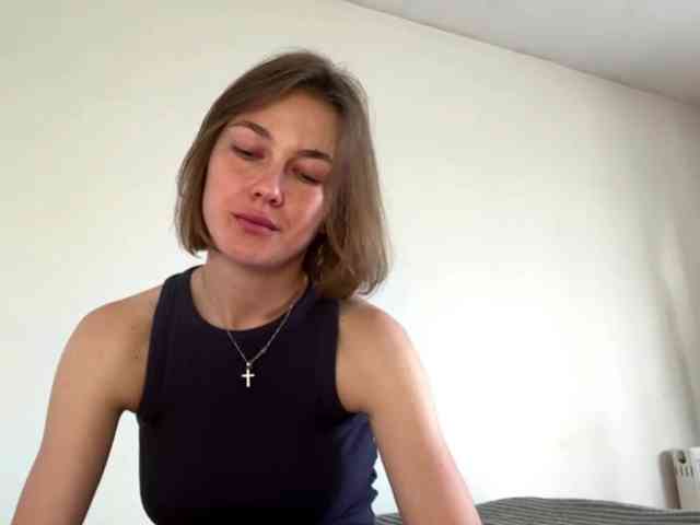 AnishaTrostle webcam