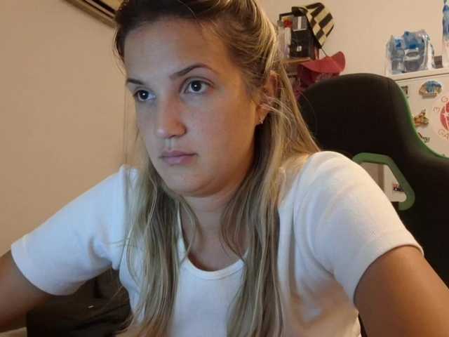 lean-cheeky live cam on BongaCams