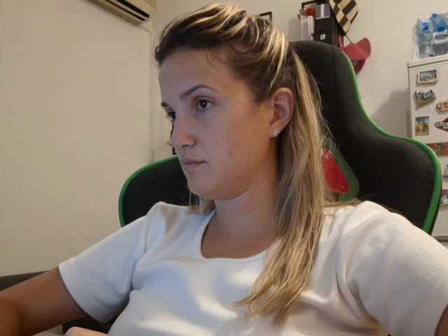 lean-cheeky live cam on BongaCams
