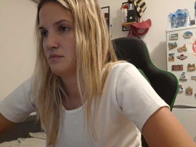lean-cheeky live cam on BongaCams