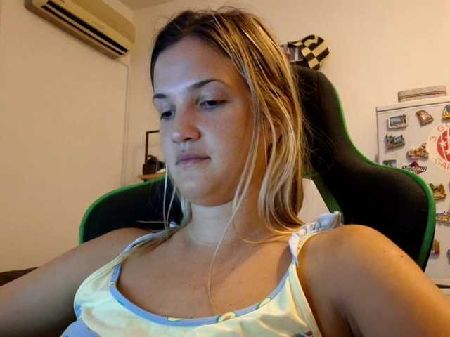 lean-cheeky live cam on BongaCams