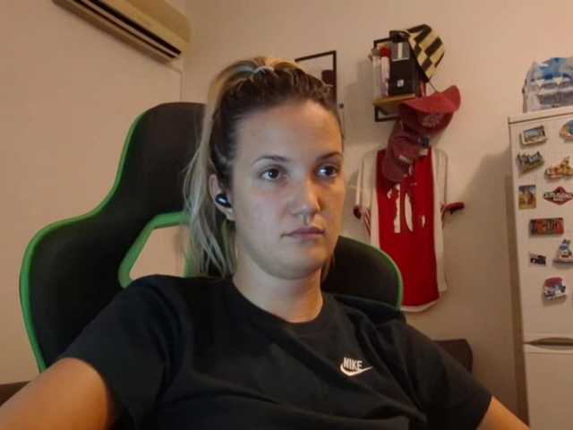 lean-cheeky live cam on BongaCams