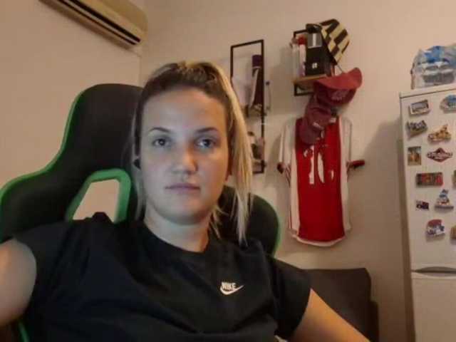 lean-cheeky live cam on BongaCams