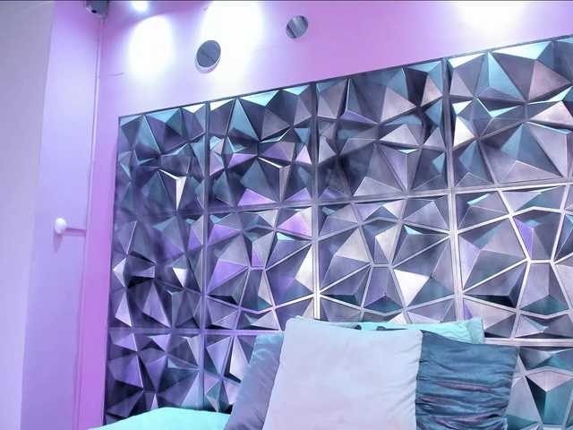 Yarasaint live cam on BongaCams