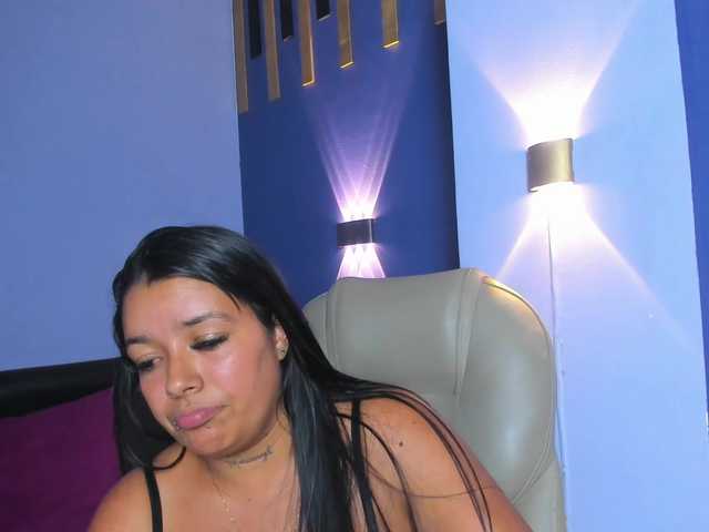 Yarasaint live cam on BongaCams