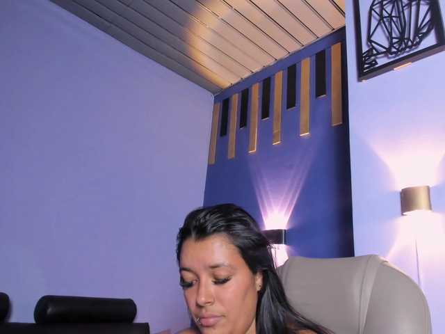 Yarasaint live webcam show