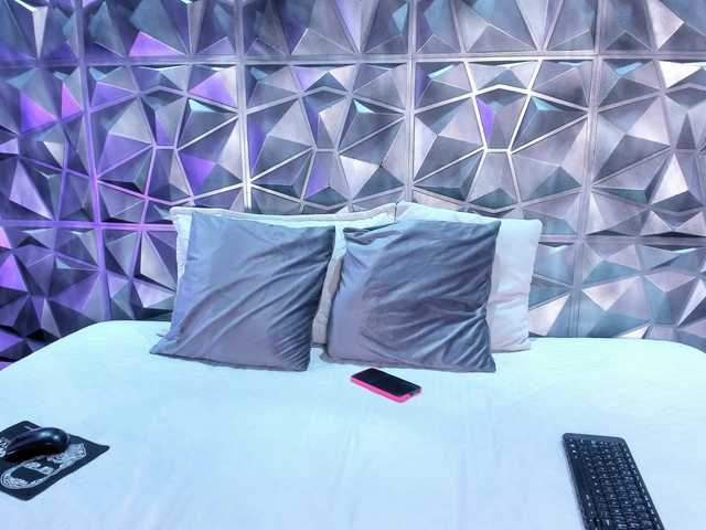 Yarasaint live cam on BongaCams
