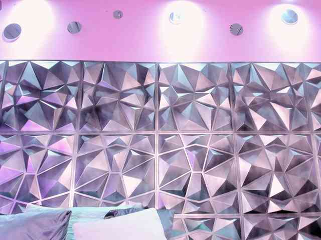 yarasaint's live room