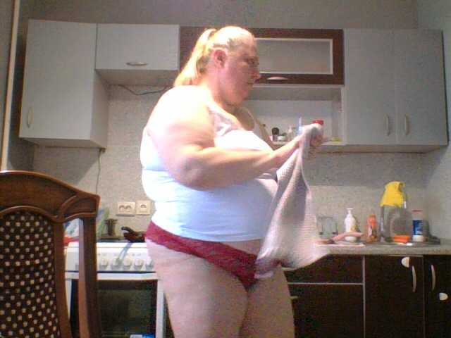 Iremka live cam on BongaCams