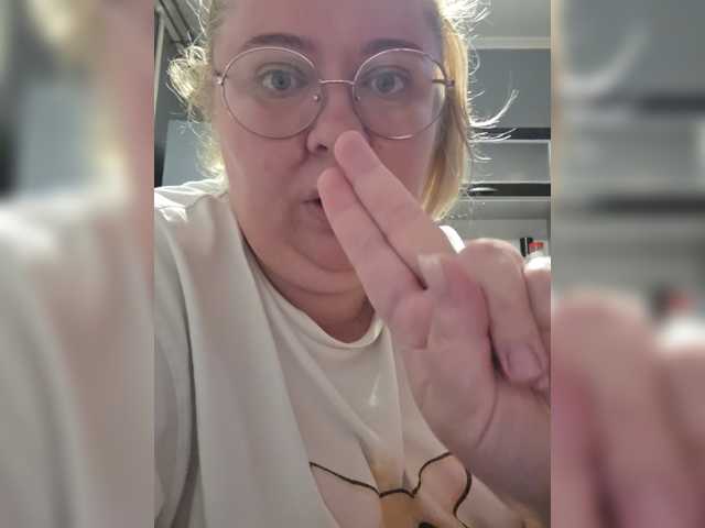 Iremka live cam on BongaCams