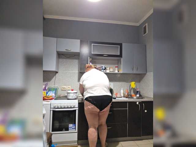 Iremka live cam on BongaCams