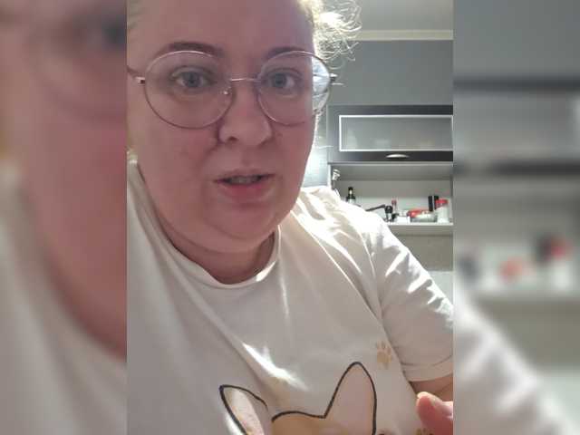 Iremka live cam on BongaCams