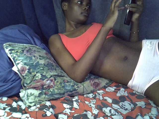 Slender-kerry live cam on BongaCams