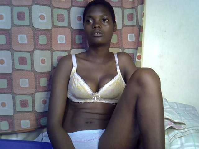 Slender-kerry live cam on BongaCams