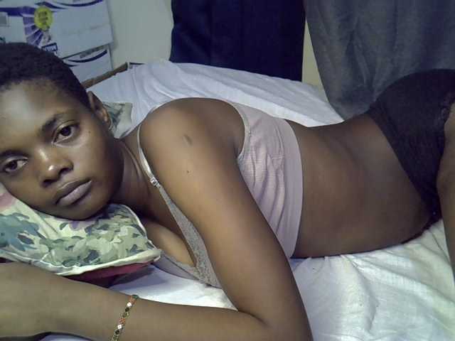 Slender-kerry live cam on BongaCams