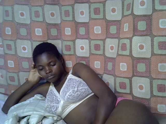 Slender-kerry live cam on BongaCams
