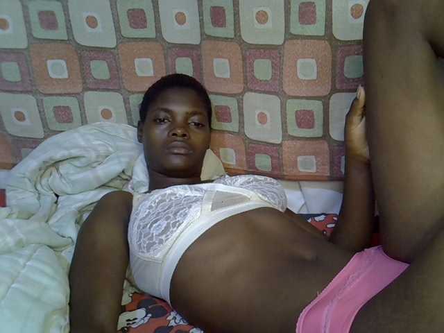 Slender-kerry live cam on BongaCams