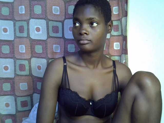 Slender-kerry live cam on BongaCams