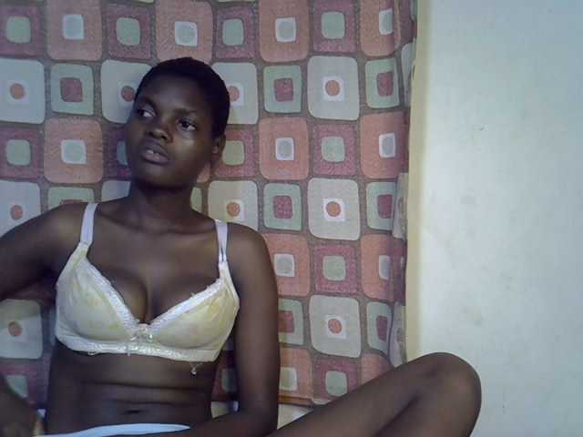 Slender-kerry live cam on BongaCams