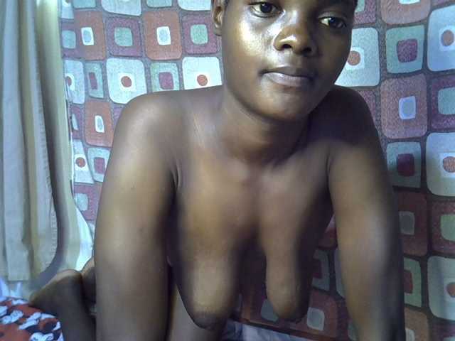 Slender-kerry live cam on BongaCams