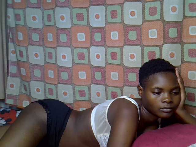 Slender-kerry live cam on BongaCams
