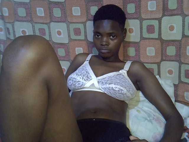 Slender-kerry live cam on BongaCams