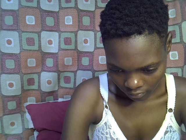 Slender-kerry live cam on BongaCams