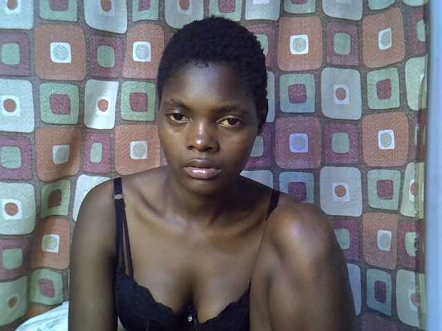 Slender-kerry live cam on BongaCams