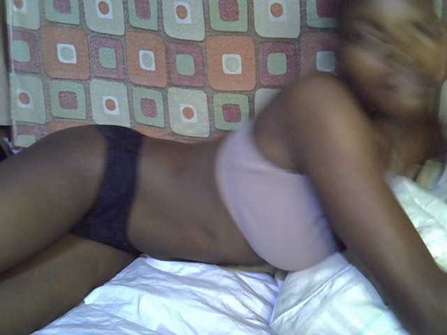 Slender-kerry live cam on BongaCams