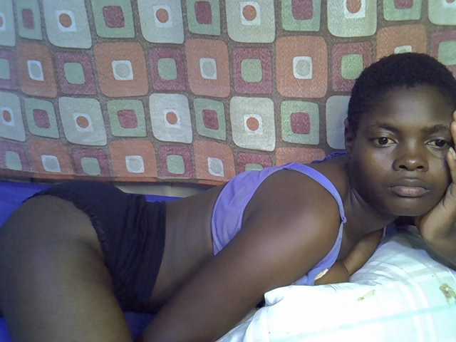 Slender-kerry live cam on BongaCams