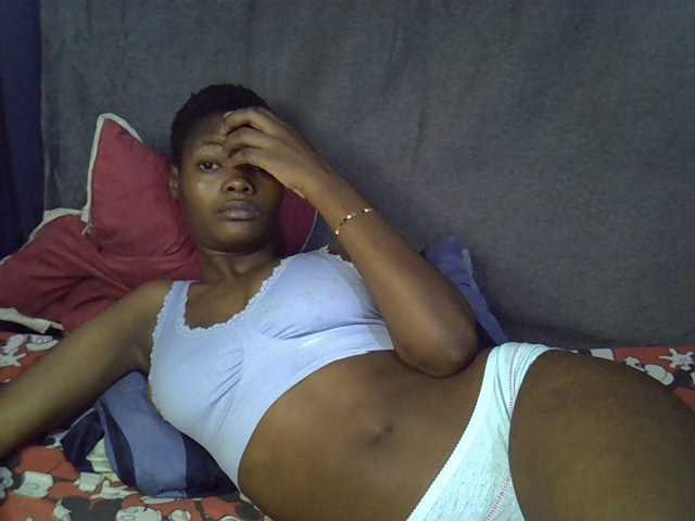 Slender-kerry live cam on BongaCams