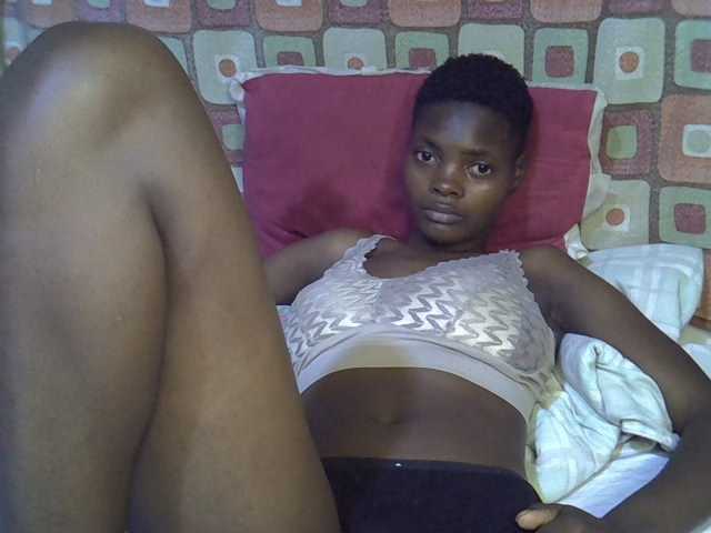 Slender-kerry live cam on BongaCams