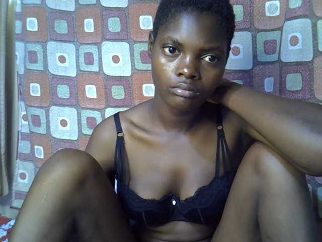 Slender-kerry live cam on BongaCams