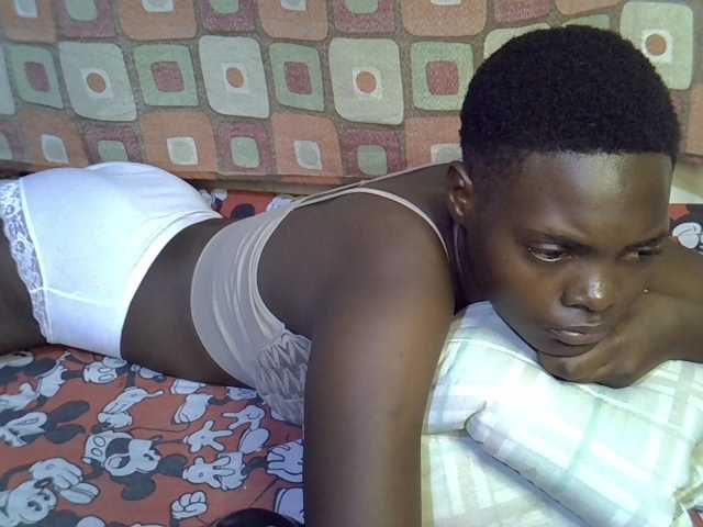 Slender-kerry live cam on BongaCams