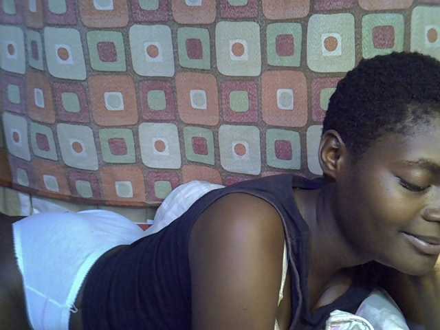 Slender-kerry live cam on BongaCams