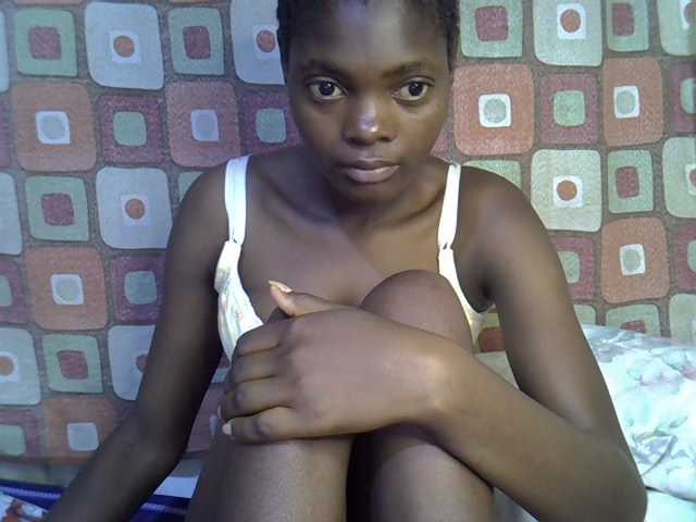 Slender-kerry live cam on BongaCams