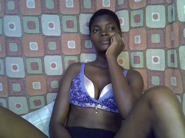 Slender-kerry live cam on BongaCams